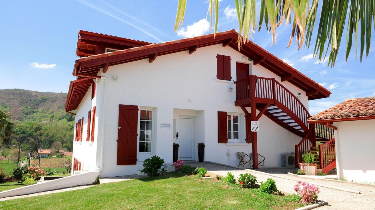 Hotel Agian Itxassou Exterior photo